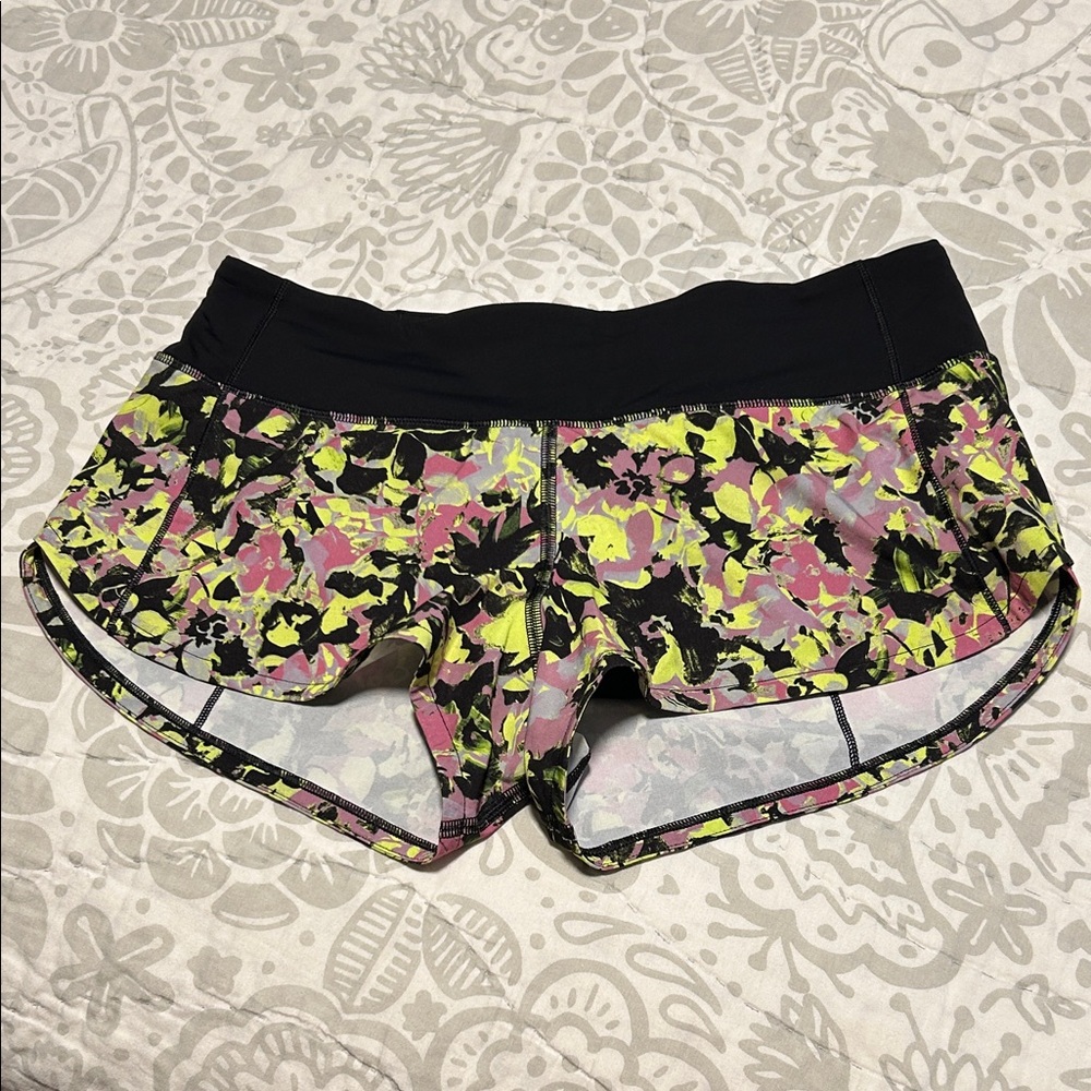 🎄Closet Closing Sale🎄 Lululemon Black and Yellow Floral Athletic Shorts 4